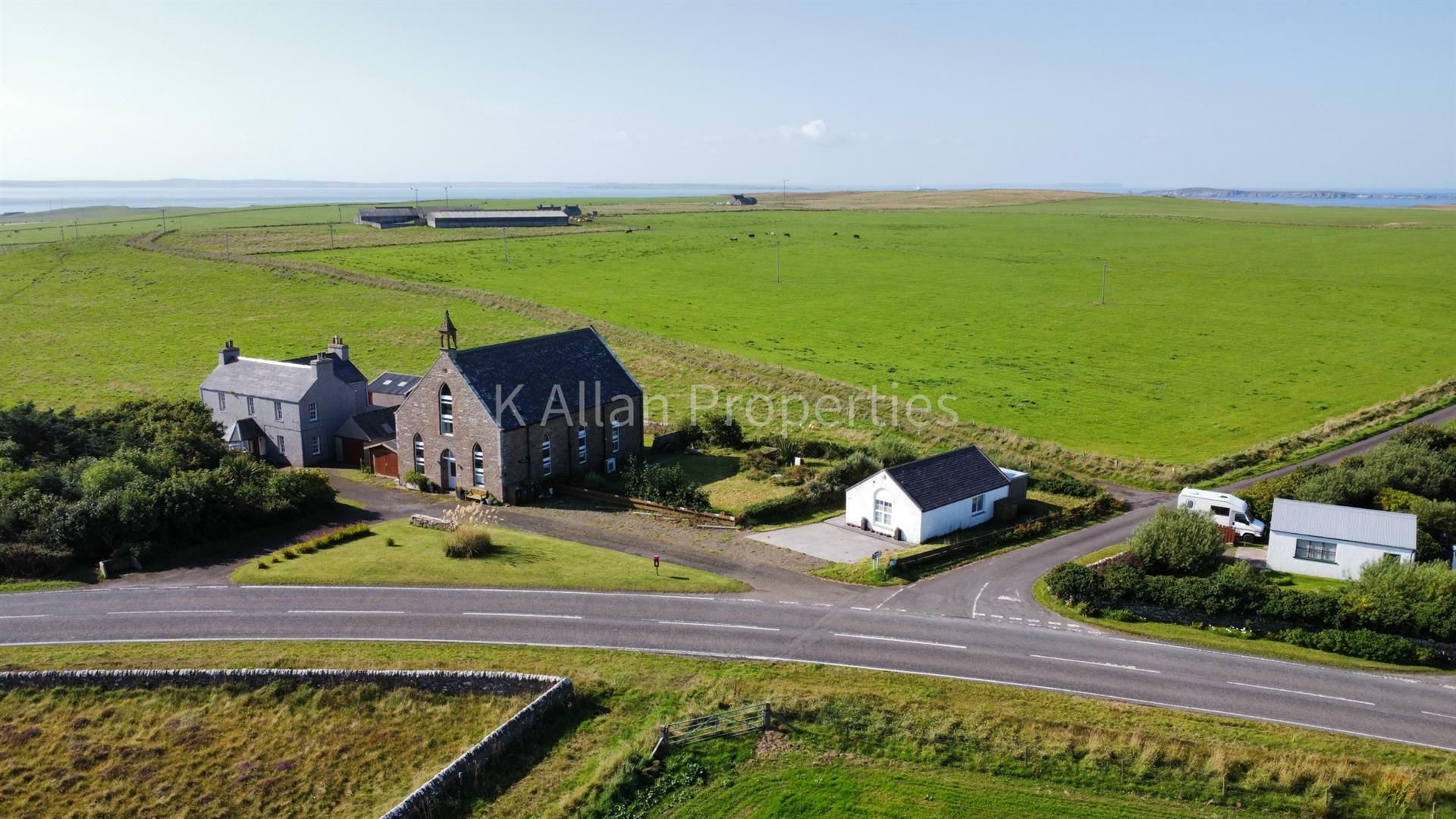 8 bed detached bungalow