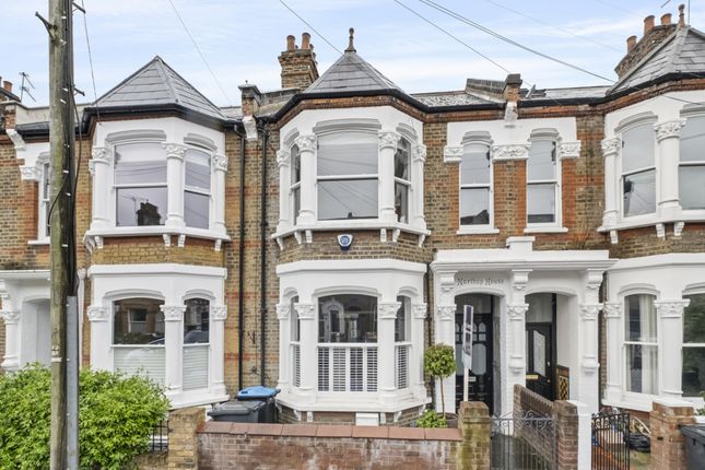 Ashburnham Road, London, NW10 3 bed terraced house for sale