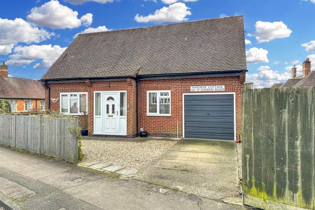 Cottage Homes, London Road, Newark 2 bed detached bungalow for sale