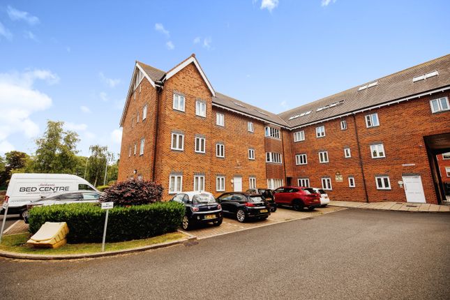 2 bed flat