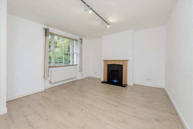 Shepherd's Bush W12 W12 1 bed flat for sale