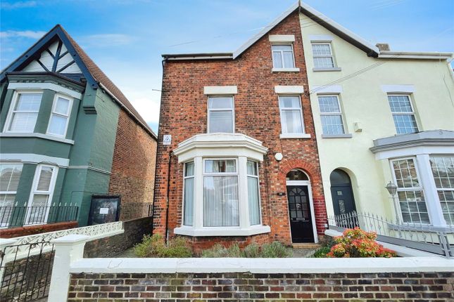 6 bedroom semi-detached house for sale