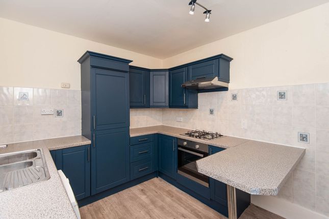 Old Hall Road, Chesterfield S40 3 bed semi