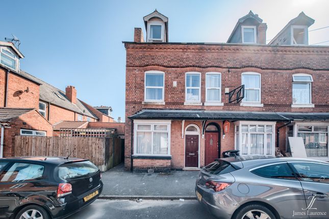 4 bedroom end of terrace house for sale