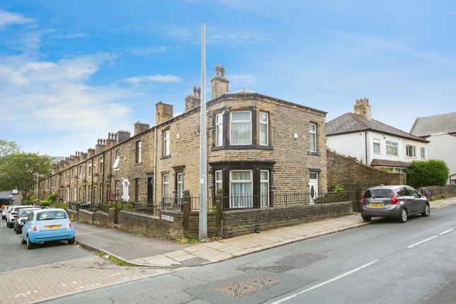 4 bedroom end of terrace house for sale