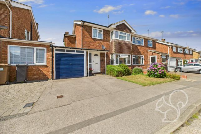 Foxholes Road, Chelmsford CM2 3 bed semi