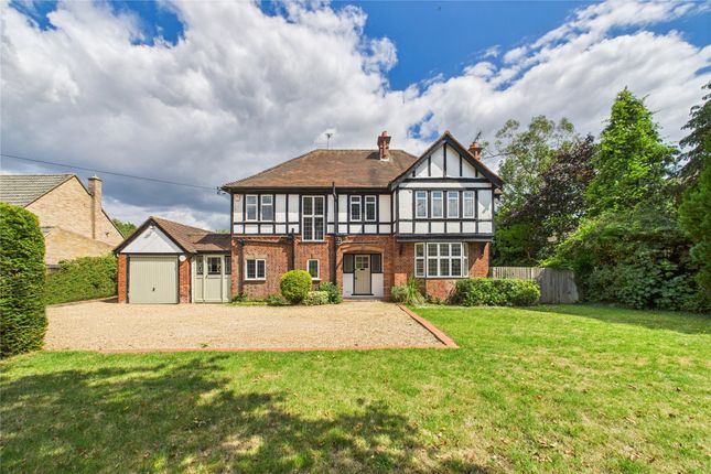 Waltham Road, Maidenhead, Berkshire, SL6 4 bed detached house for sale