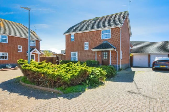 3 bed detached house
