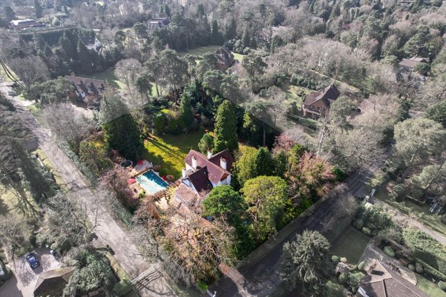 Granville Road, Weybridge, Surrey, KT13 9 bed detached house for sale