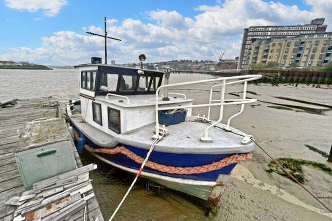 High Street, Rochester ME1 1 bed houseboat for sale