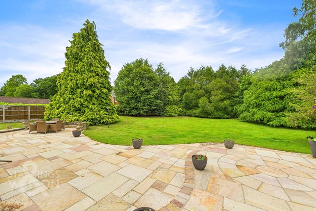 Yarmouth Road, Blofield, Norwich 4 bed detached house for sale