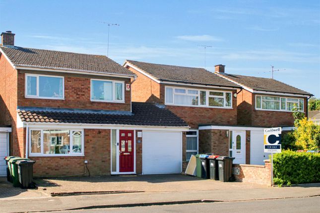 Baccara Grove, Bletchley, Milton Keynes 3 bed link detached house for sale