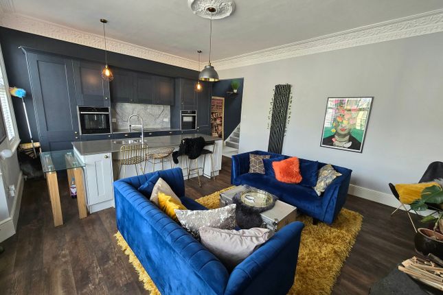Wickham Avenue, Bexhill On Sea, TN39 6 bed end of terrace house for sale