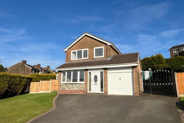 Carrbrook Crescent, Stalybridge SK15 3 bed detached house for sale