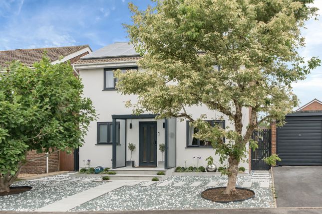 Pennington Close, Colden Common... 4 bed detached house for sale