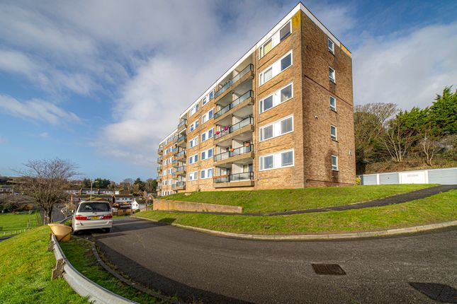 Collingwood Rise, Folkestone, CT20 2 bed flat for sale