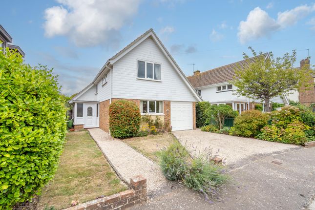 Fernhurst Gardens, Aldwick, Bognor Regis 2 bed detached house for sale