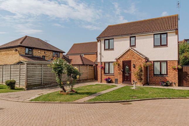 Donemowe Drive, Kemsley, ME10 3 bed detached house for sale