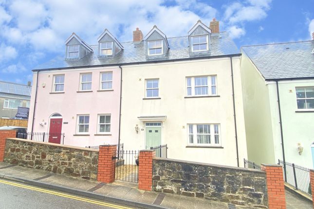 Milford Street, Saundersfoot... 5 bed semi