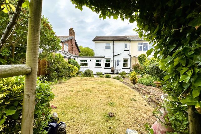 2 bedroom semi-detached house for sale