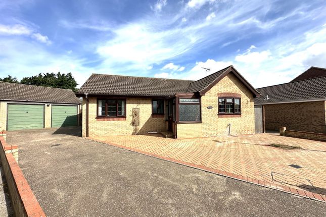 Whimbrel Drive, Bradwell, NR31 3 bed bungalow for sale
