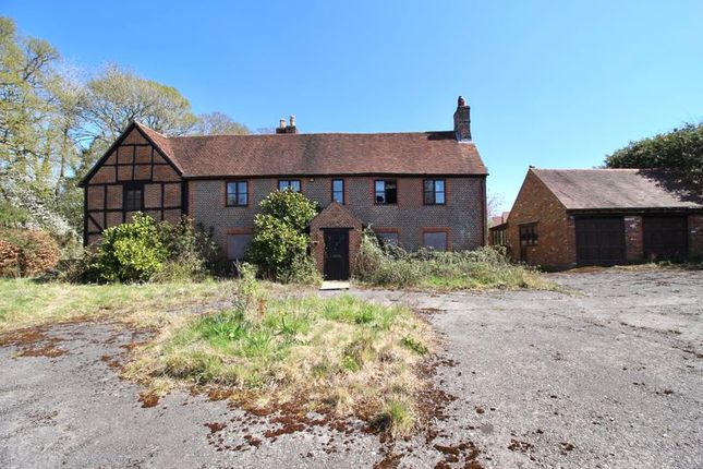Botley Road, Southampton SO30 5 bed detached house for sale