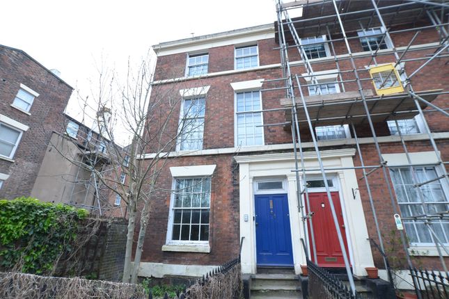 5 bedroom end of terrace house for sale
