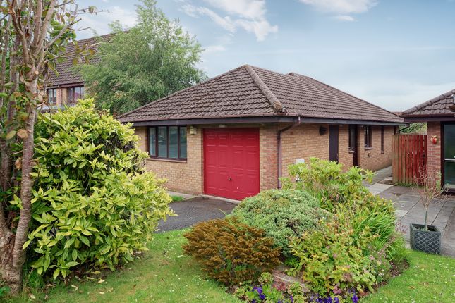 34 Gryfebank Avenue, Houston, PA6 7LZ 2 bed detached bungalow for sale