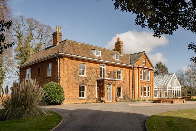 Drabblegate, Aylsham, Norfolk 6 bed detached house for sale