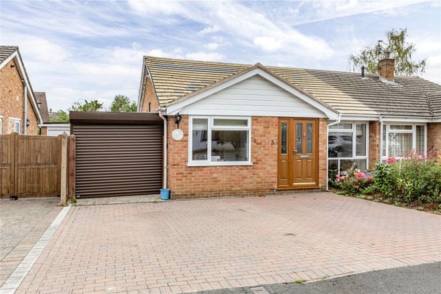 Acacia Close, Woodham, Addlestone... 2 bed bungalow for sale