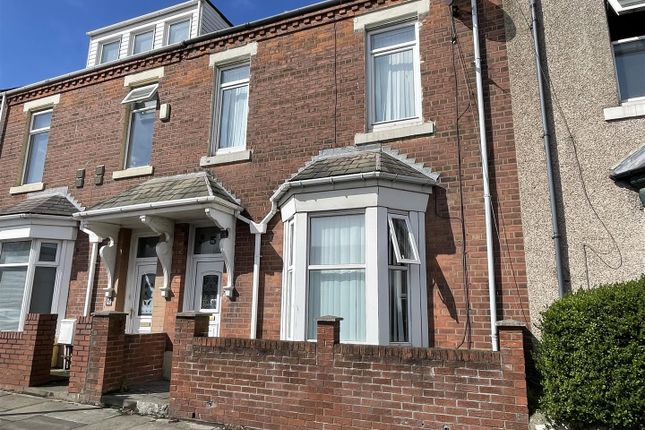 5 bed terraced house