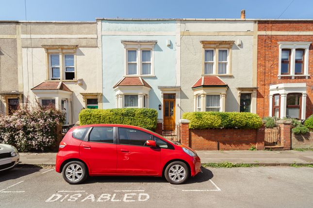 BRISTOL BS4 3 bed detached house for sale