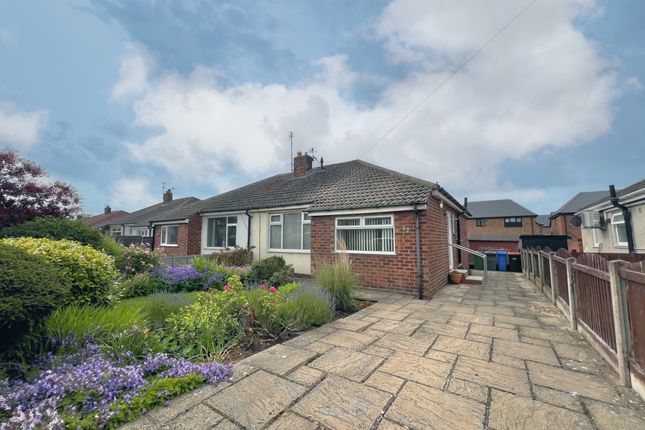 Holts Lane, Poulton