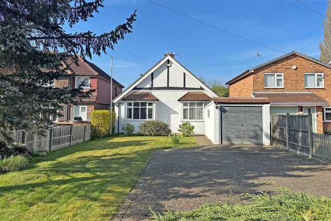 Nutfield Road, Merstham, Redhill 3 bed detached bungalow for sale