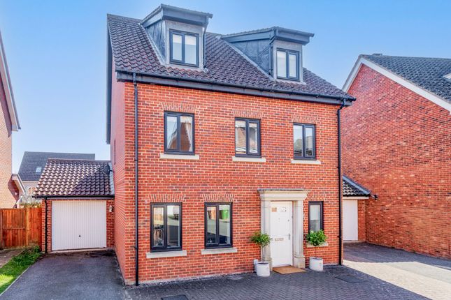 Poppy Close, Cringleford 5 bed detached house for sale