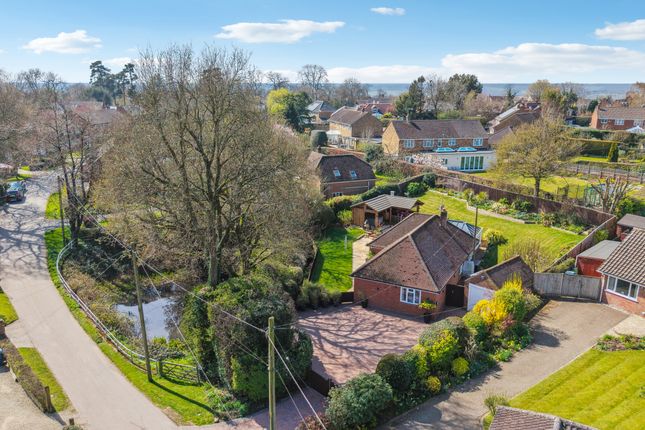 3 bed detached bungalow