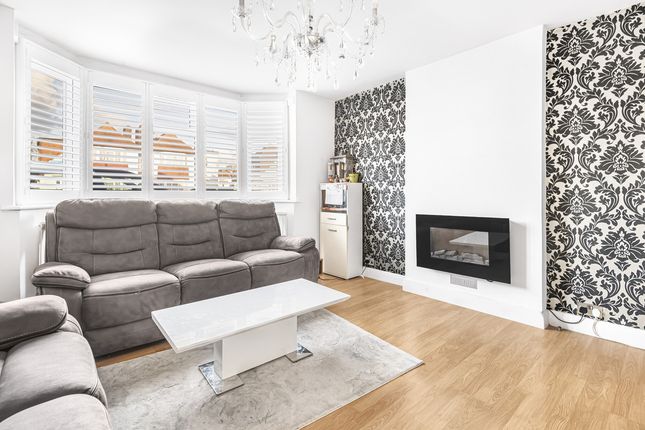 South Lane, New Malden, KT3 4 bed link detached house for sale