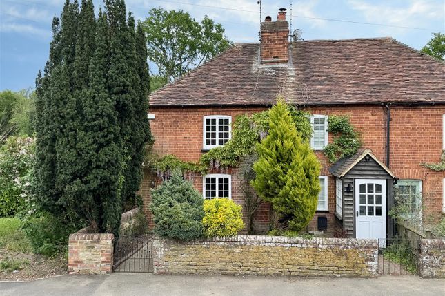Hascombe, Godalming 2 bed end of terrace house for sale