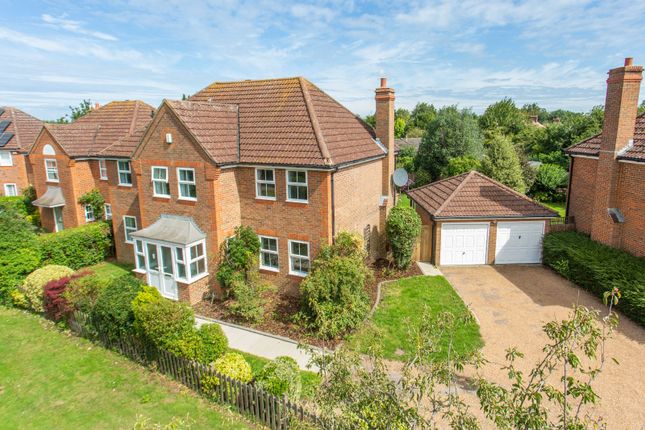 Ealham Close, Canterbury, Kent, CT4 5 bed detached house for sale