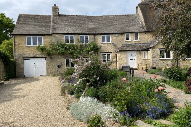 Church Hanborough, Witney, Oxfordshire 4 bed semi