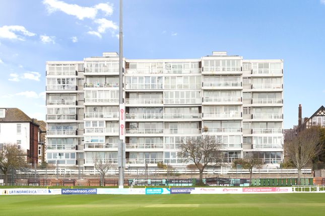 Cromwell Road, Hove, BN3 2 bed flat for sale