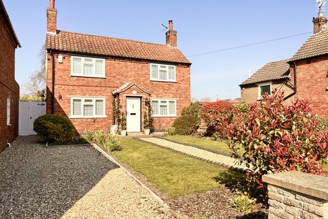 Albert Street, Bottesford 3 bed detached house for sale