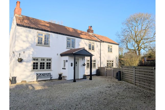4 bed detached house