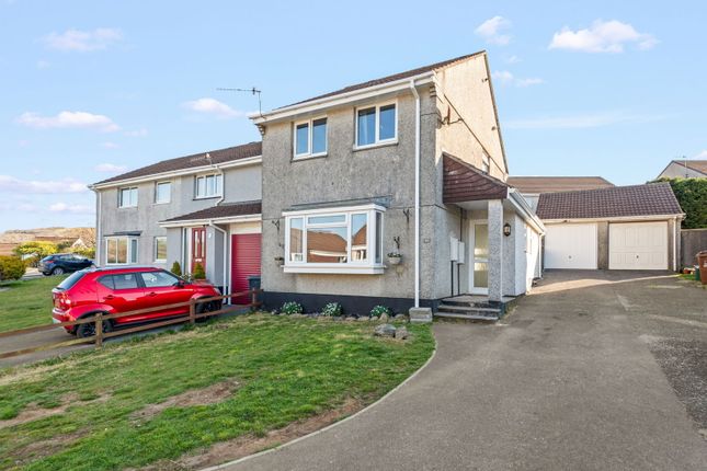 4 bedroom end of terrace house for sale