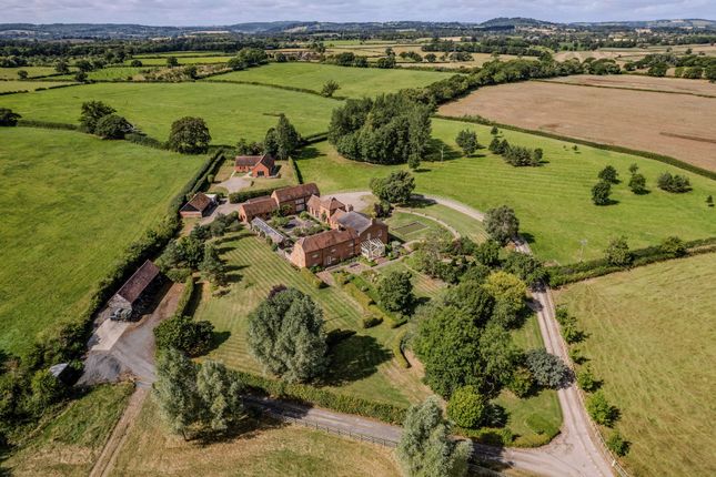 8 bedroom detached house for sale