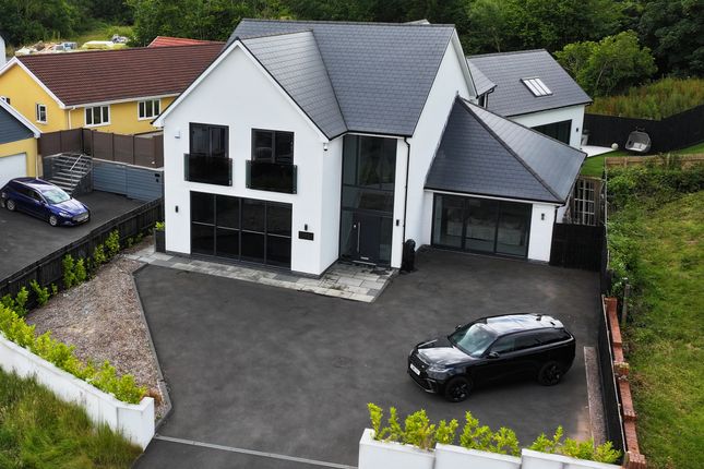Brondeg, Merthyr Tydfil CF48 5 bed detached house for sale