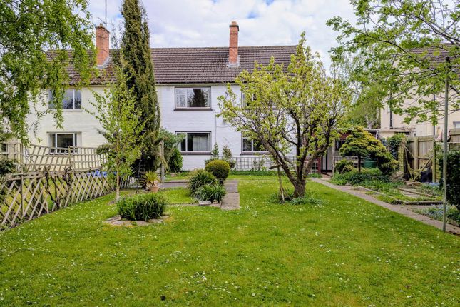 Lichfield Road, Gloucester GL4 3 bed semi