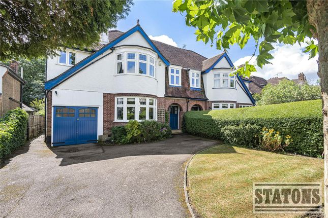 Oakleigh Avenue, Whetstone, London, N20 5 bed semi