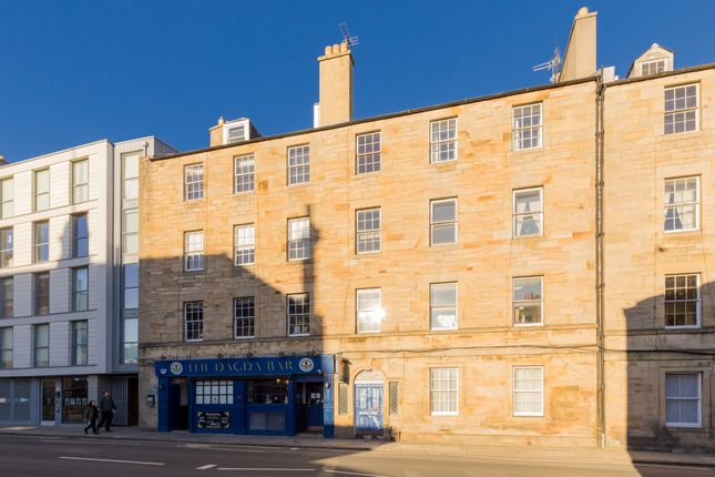 105/8 Buccleuch Street, Newington... 3 bed duplex for sale