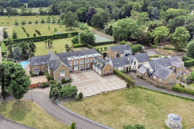 Home Farm, Kemnal Road, Chislehurst, BR7 6 bed detached house for sale